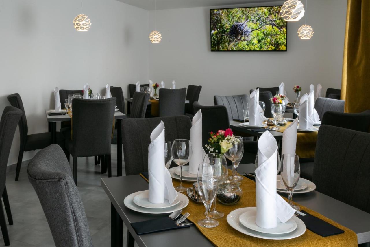 Wellness Hotel Edelweiss Liberec Extérieur photo